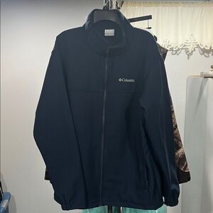 Columbia Men's Navy Performance Jacket